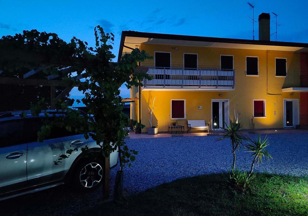 Yard 151 Apartment Noventa di Piave Ngoại thất bức ảnh